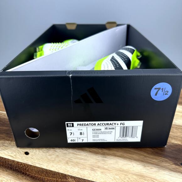 Adidas Predator Accuracy + FG Men\'s 7.5 Womens 8.5 Laceless Soccer Cleats GZ2604